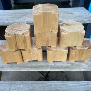 Wood Bedroom/ Living Room Risers / Lifts Honey Finish 4” Lift 4 Pack
